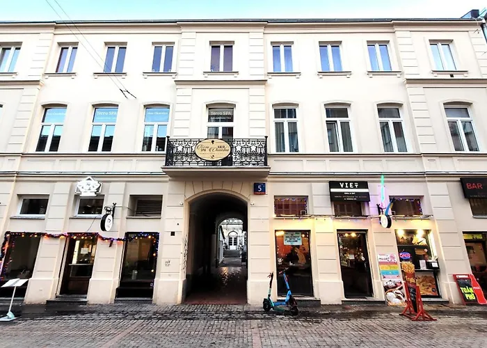 Chmielna 5 Rooms&Apartments