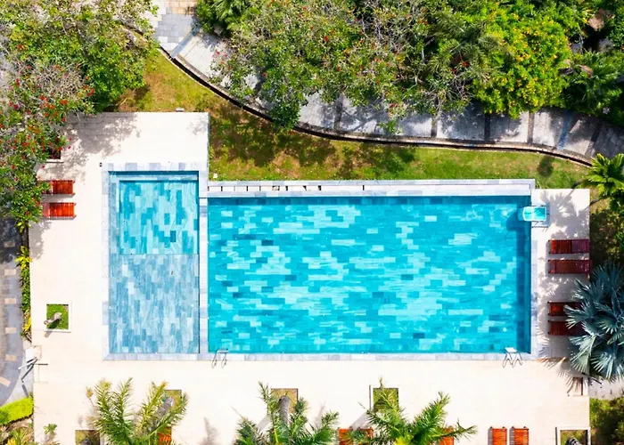 Hotel sulla spiaggia: The Tahiti Beach Hotel