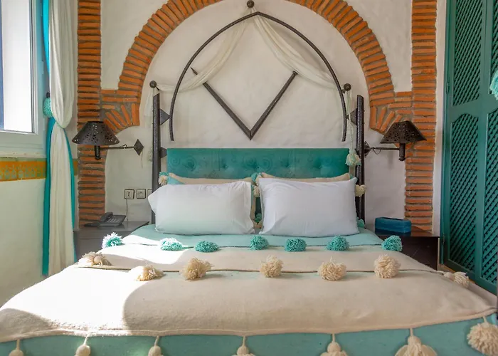 Luxury hotel only: Riad Al Madina