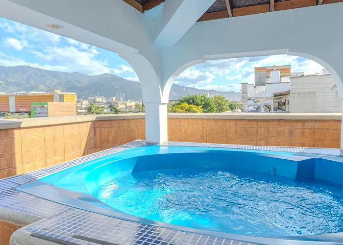 Alcaravan Medellin