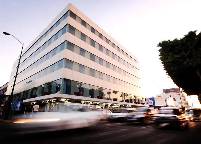 3 star hotel: Hi Hotel Impala Queretaro