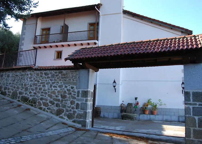 Hotel Cinco Castaños