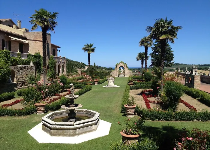 Hotel: Villa Cattani Stuart XVII Secolo