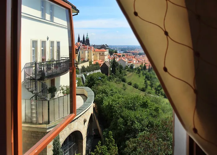 Airport Hotel: Hotel Questenberg