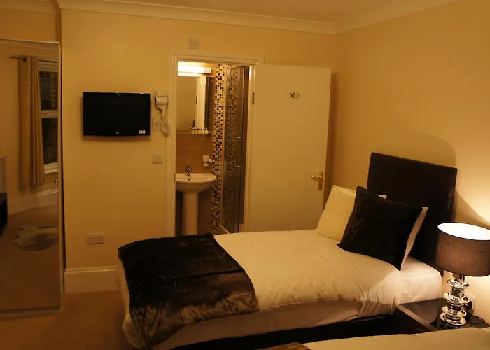 Sapphire London