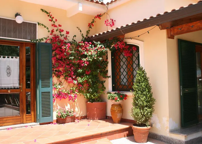 Private Villa: Azienda Agrituristica Vivi Natura