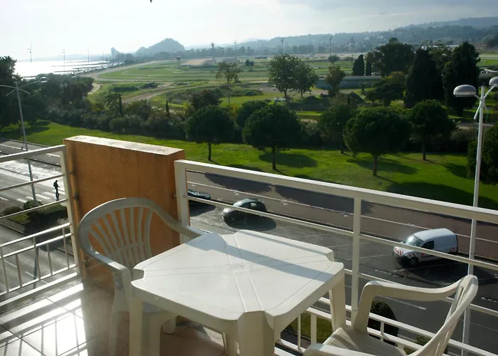 Hôtel accueillant les animaux: Résidence meublée STUDIOTEL