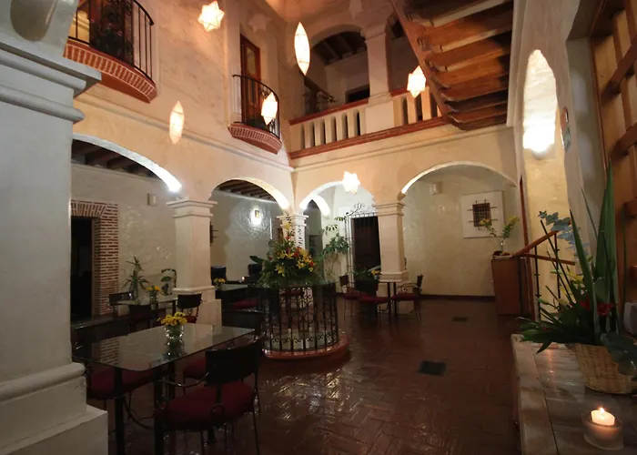 Luxury hotel only: Hotel Boutique Casa Catrina