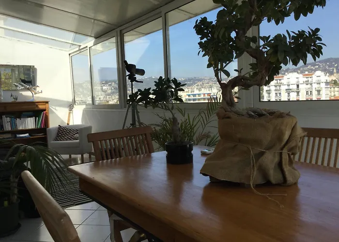 Location de vacances: Appartement Terrasse Vue Mer / Nice