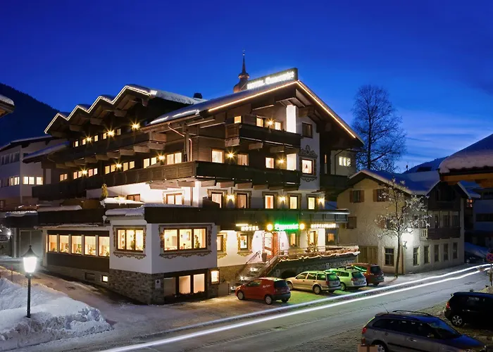 Hotel met zwembad: Hotel Eggerwirt