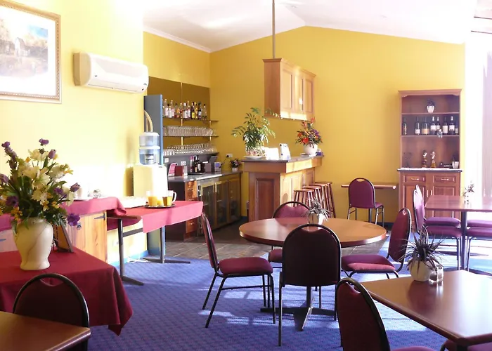 Hotel with Tennis: Australia Park Motel