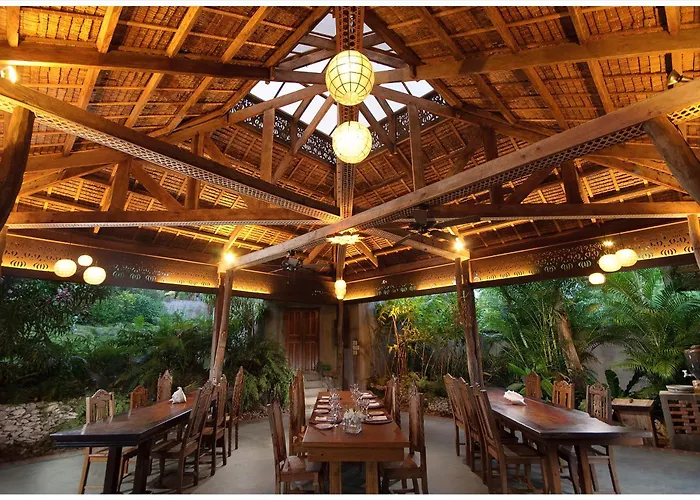 Hotel with view: Amarela Resort