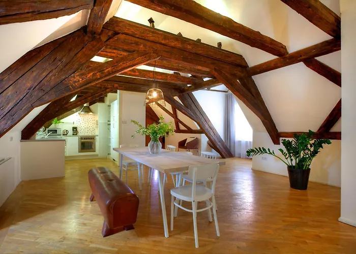 Apartment: U Kapra Apartments