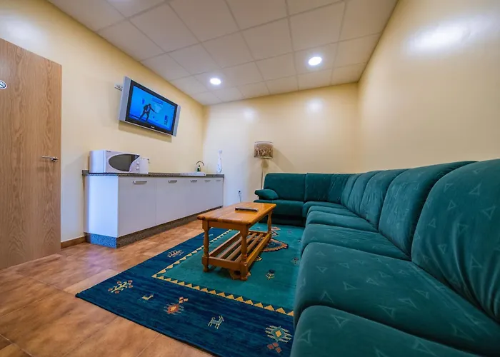 Albergue: A Corticela