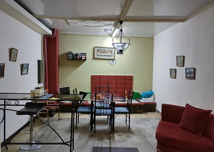 B&B only: Hotel Trianon