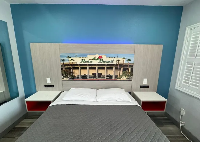 Cheap hotel: Lincoln Motel - Los Angeles, Hollywood Area