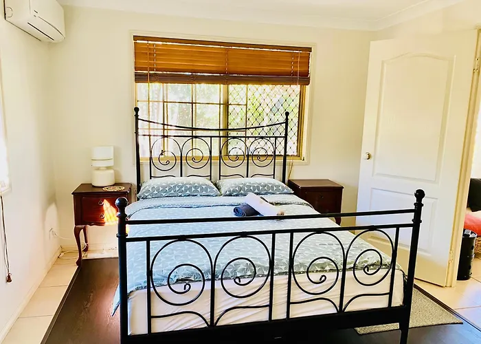 Cheap hotel: Granny Flat