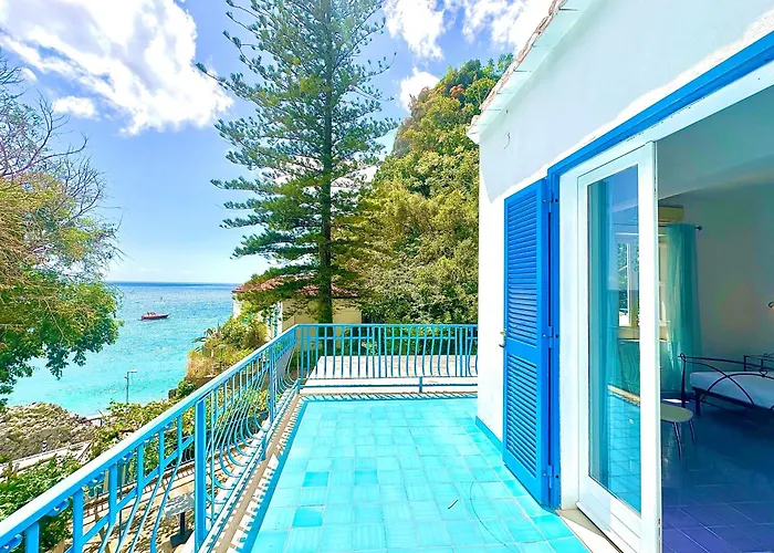 Hotel with view: Rada Azzurra