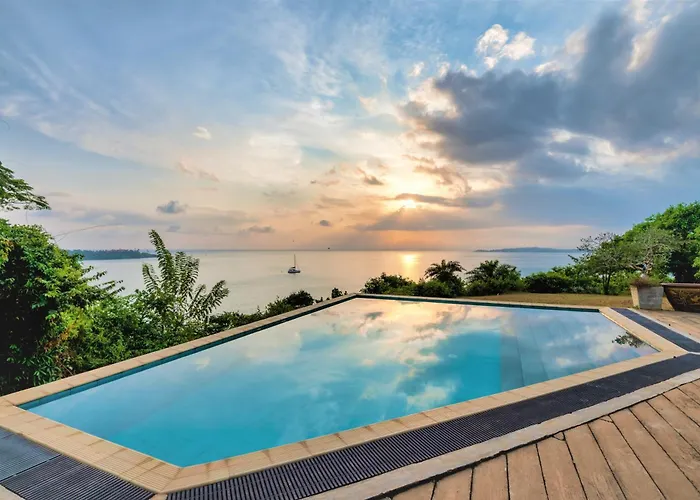 Pet Friendly hotel: Redcliffs, Mirissa By The Serendipity Collection