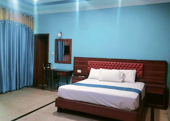 Guest house: Hotel Rest Inn