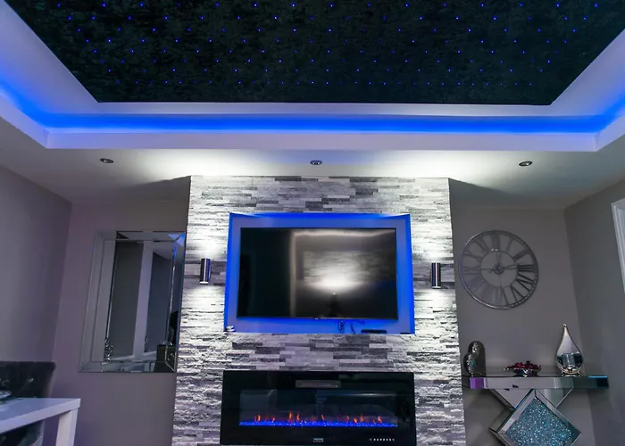 Apartments Aphrodite Suites Huddersfield