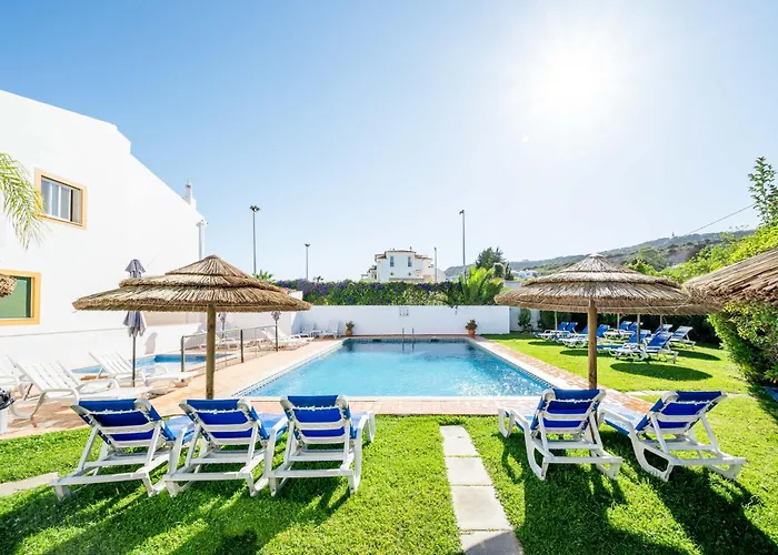 Hotel perto da faculdade: Oasis Beach Apartments