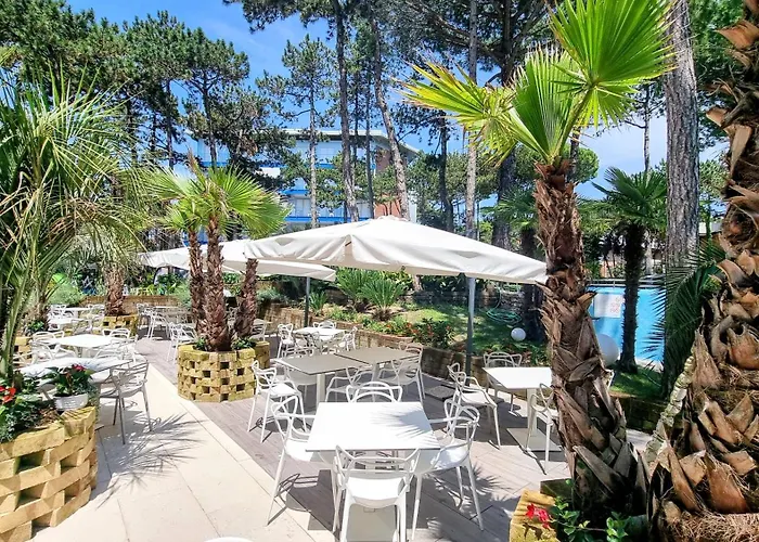 Hotel Jacuzzi: Hotel Mediterraneo