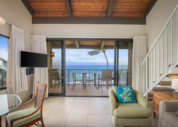 Hotels with tennis Aston At Papakea Resort