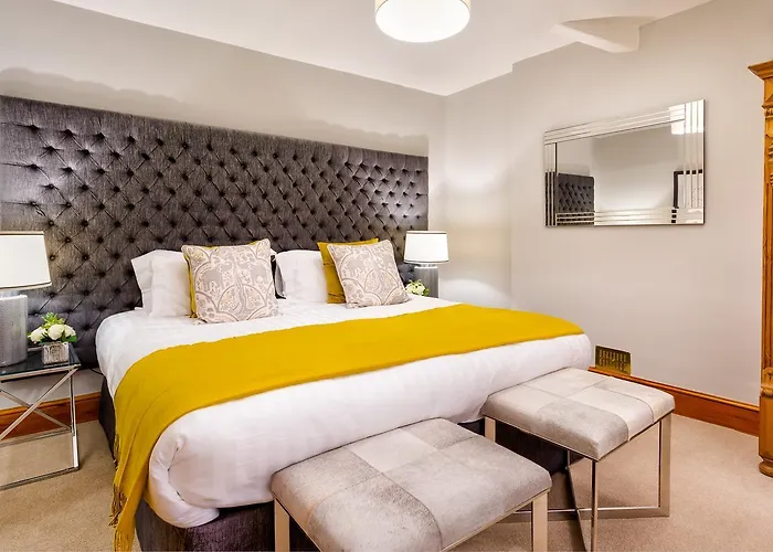 Dog friendly hotels Pippin Cottage