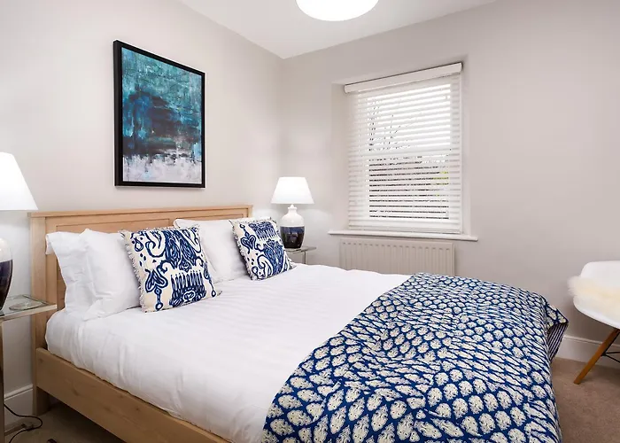 Dog friendly hotels Pippin Cottage