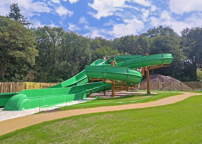 Hotel dichtbij College: Camping Marvilla Parks Kaatsheuvel - Roan