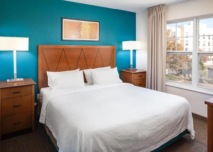 Hotel with view: Residence Inn By Marriott Wichita East At Plazzio