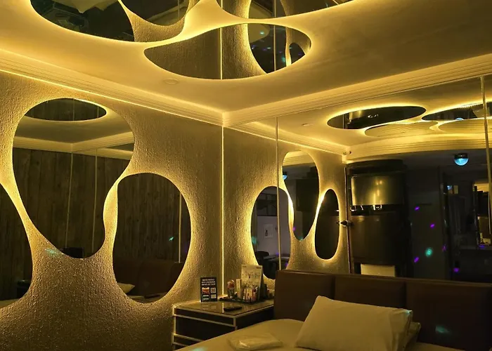 Hotel com jacuzzi: Lina Motel Tatuapé