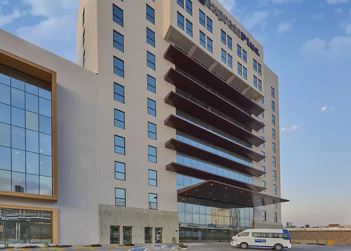Hotel near College: City Express Plus By Marriott Leon Centro De Convenciones