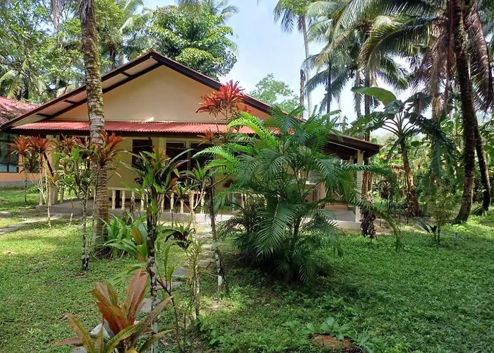 Lake View Bungalows
