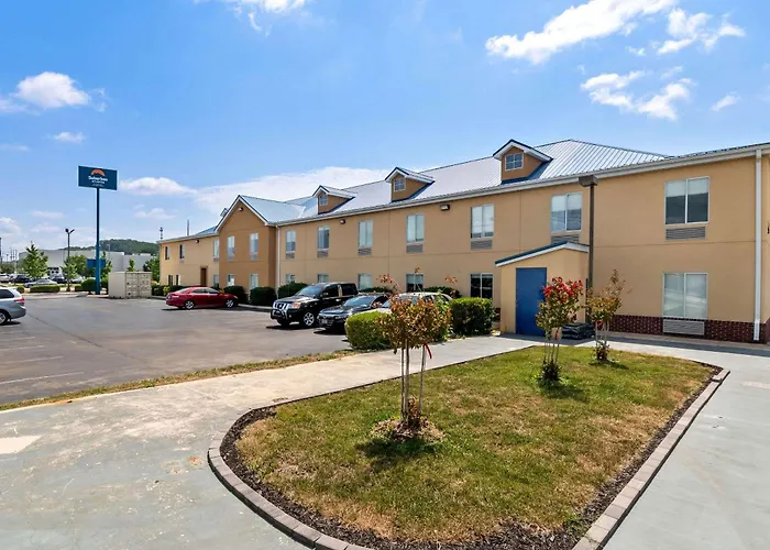 Luxury hotel only: Suburban Studios Chattanooga Northeast - Ooltewah