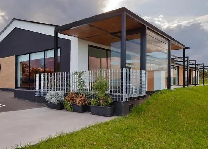 Hotel cerca del colegio: Balcón de Gijón Apartamentos Boutique