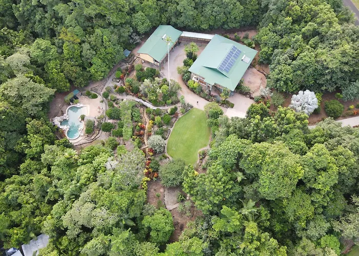 Licuala Lodge