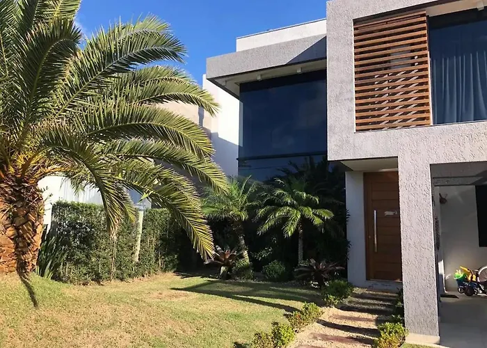 Casa de férias: Verão Perfeito no Condomínio Malibu!