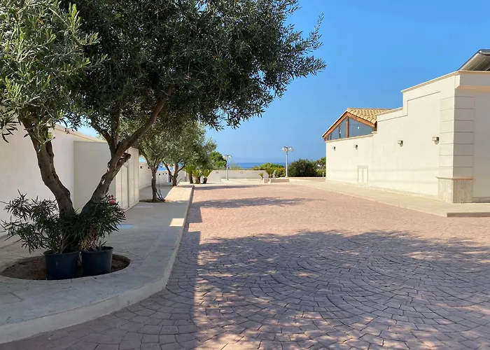 Giotera Village