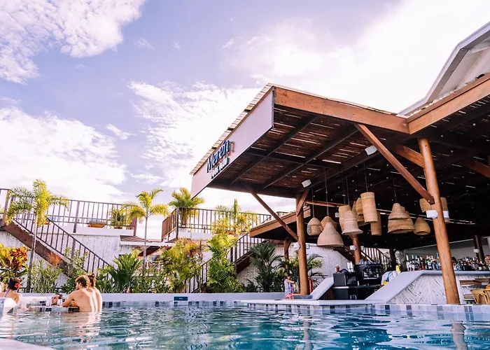 Tropical Suites