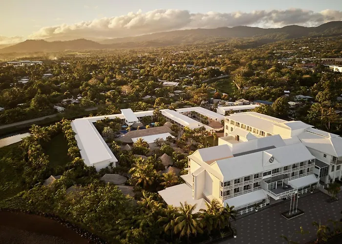 5 star hotels Sheraton Samoa Aggie Grey'S & Bungalows