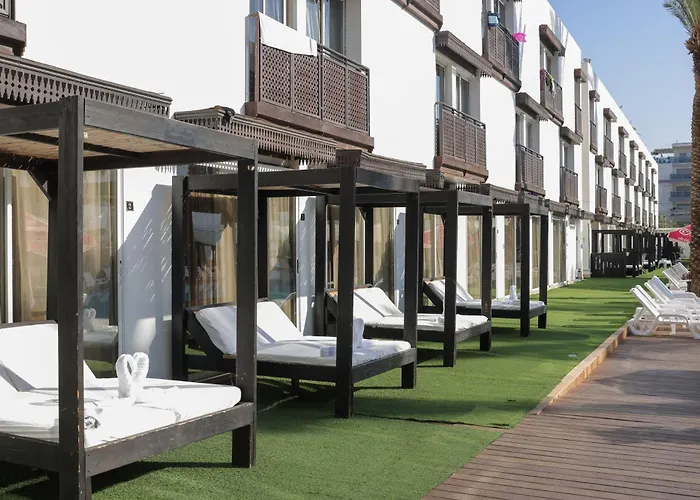 G Hotel