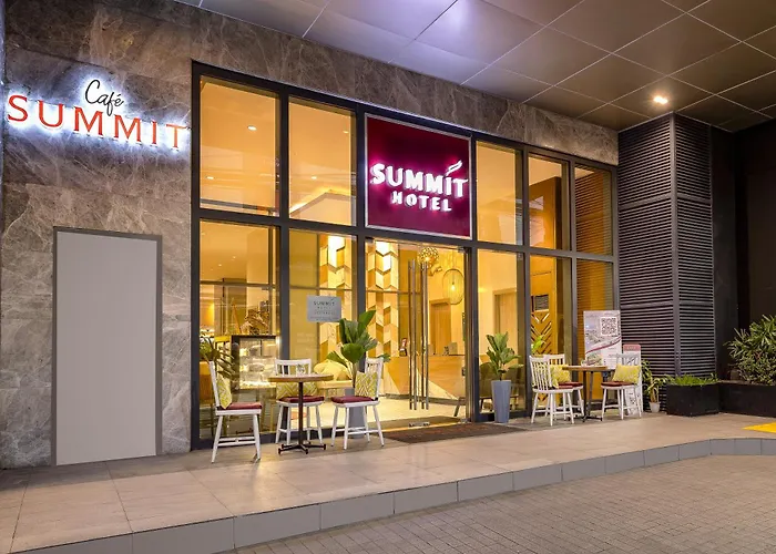 Summit Greenhills