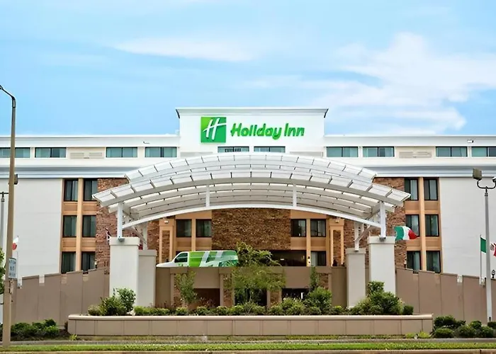 Clarion & Suites Conference Center Airport