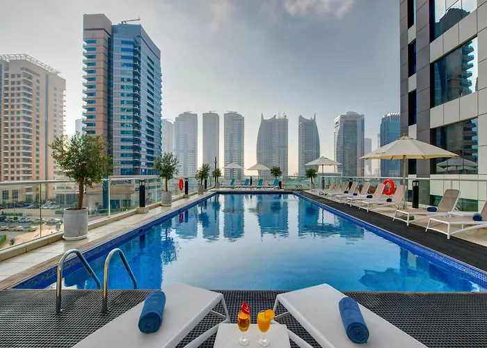 Hotel: Regency Luxury Suites