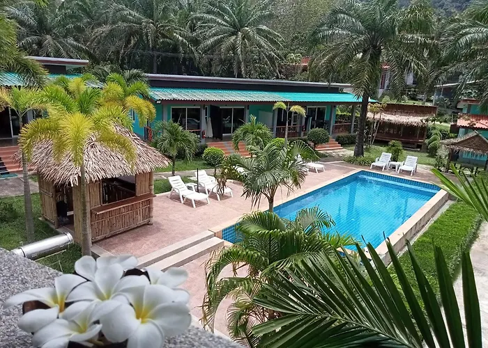 Tum Mai Kaew Lanta Resort