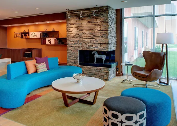 3 star hotel: Fairfield Inn & Suites By Marriott Detroit Troy