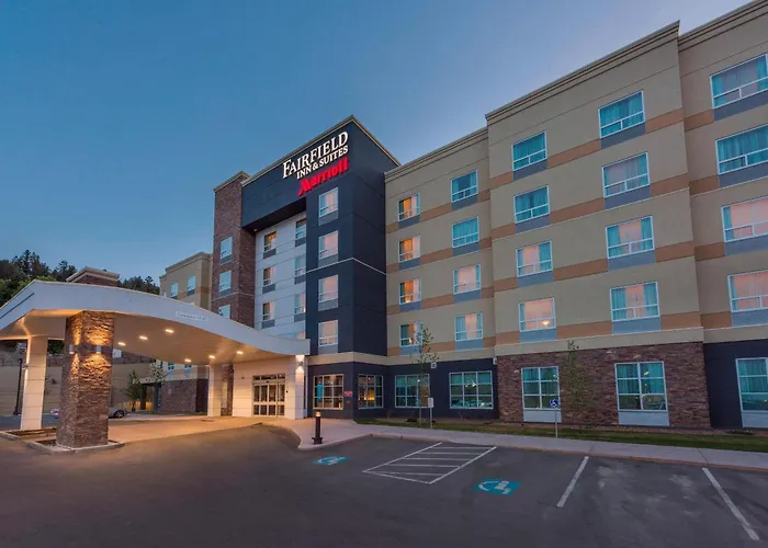 3 star hotel: Fairfield Inn & Suites By Marriott Kamloops