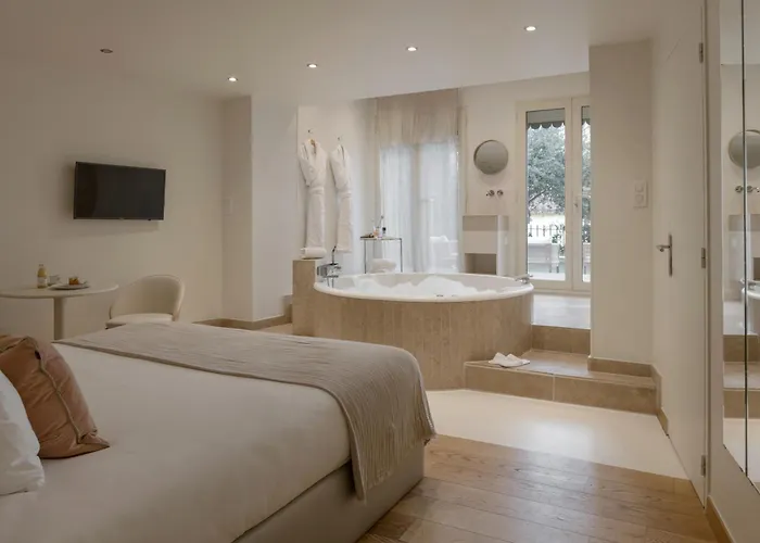 Hôtel Jacuzzi: Le Gourguillon